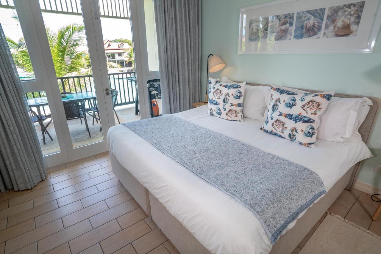P146A13 - Eden Island Self Catering Apartment Self Check In Exterior photo