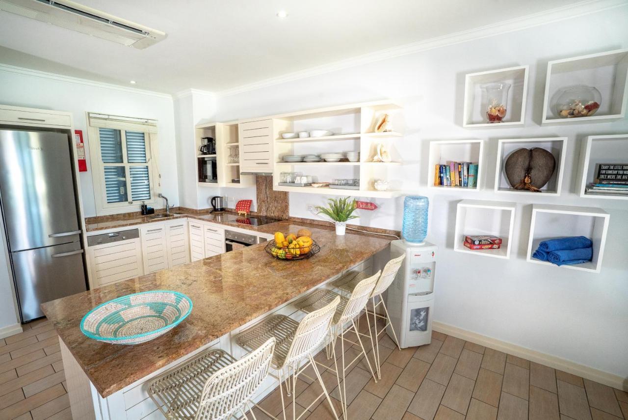 P146A13 - Eden Island Self Catering Apartment Self Check In Exterior photo